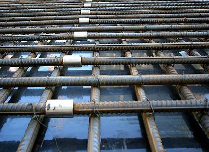 江苏为什么建楼房时，要在钢筋上加一排小圆环？原来作用这么大